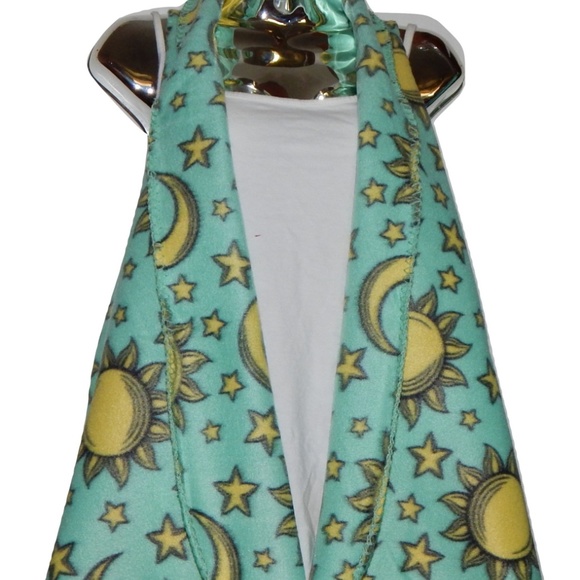 Long Waterfall Vest by GROOVY GLAM - Picture 3 of 7